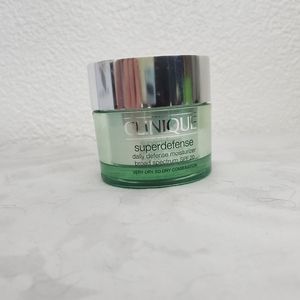 Clinique Superdefense